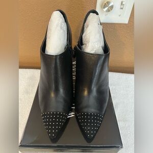 WHBM Klaudia bootie